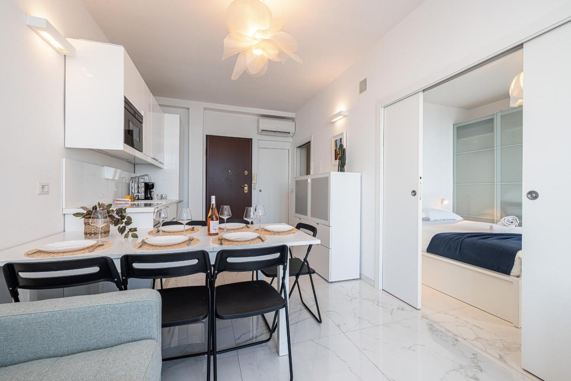 Sea View - 2 Bdr Promenade Des Anglais นีซ ภายนอก รูปภาพ
